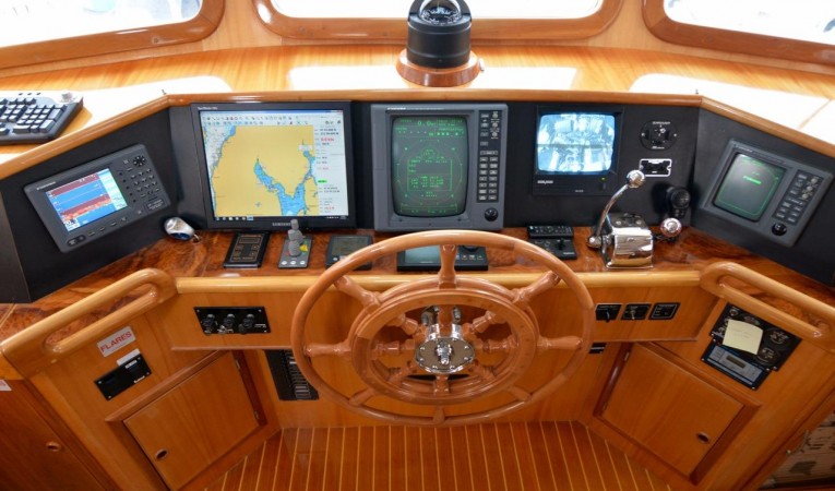 43 Selene Pilothouse