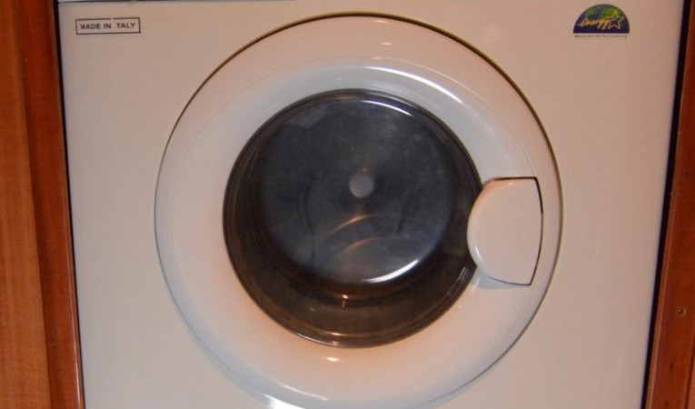 43 Selene Companionway- Splendide- Washer/Dryer