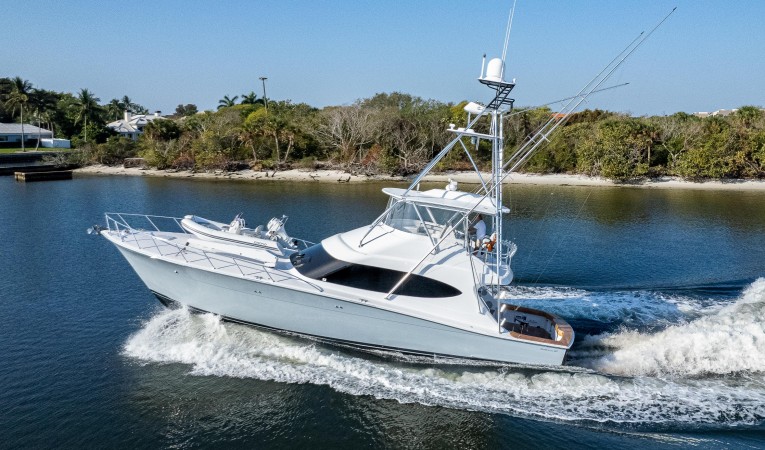 59 Hatteras 