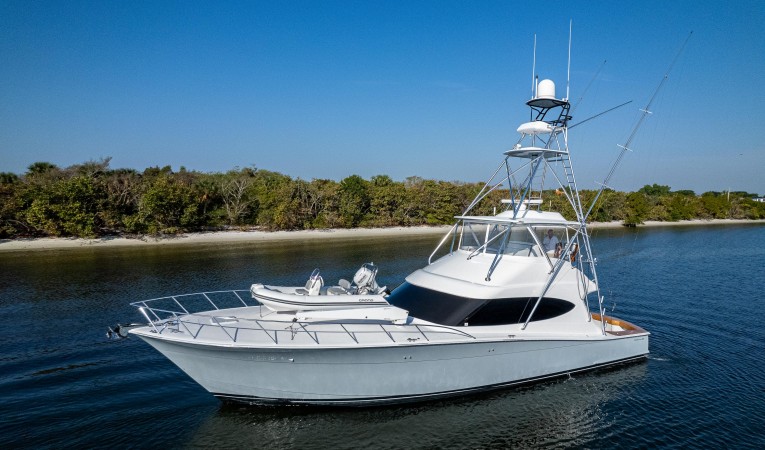 59 Hatteras 