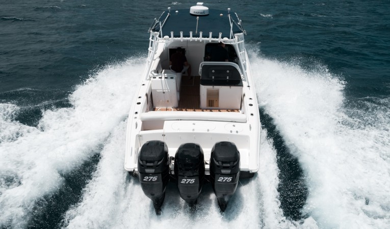 37 Midnight Express Aft