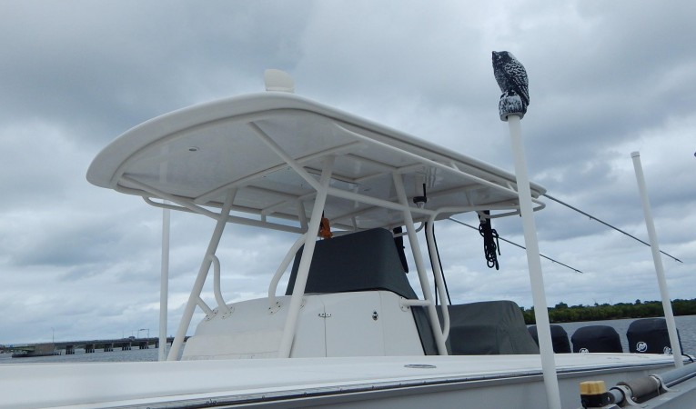 38 Jupiter Fiberglass T-Top