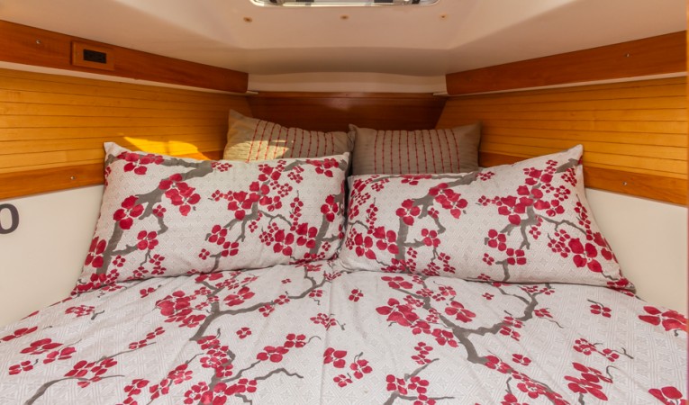 32 Catalina Forepeak