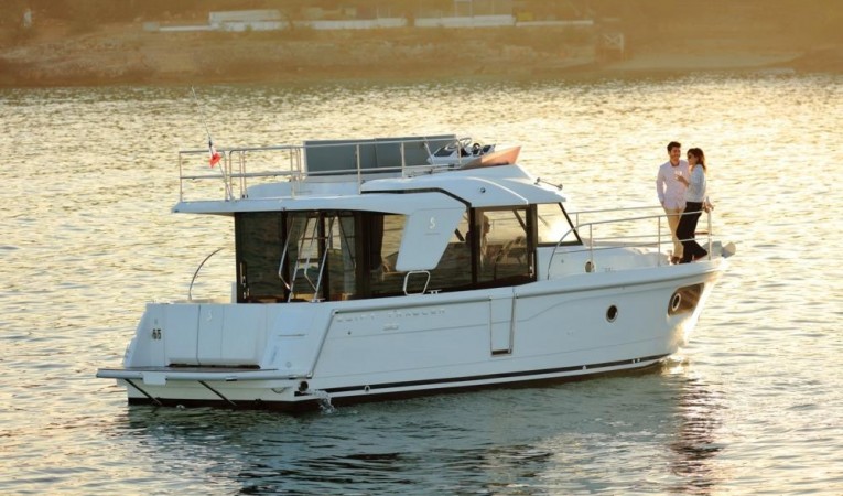 30 Beneteau 