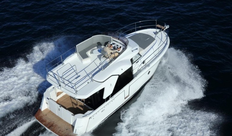 30 Beneteau 