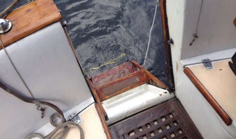 36 Islander Yachts Seat folds out as swim steps