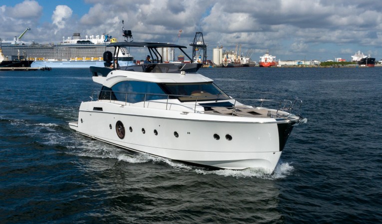 60 Beneteau 