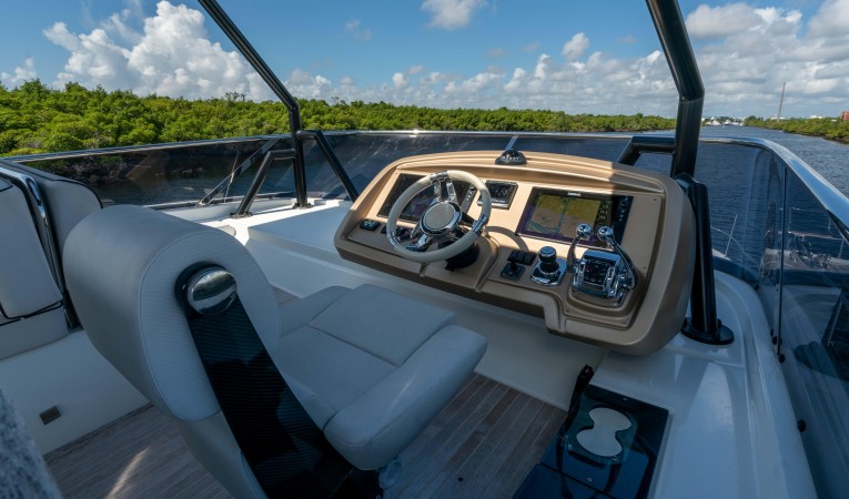 60 Beneteau 