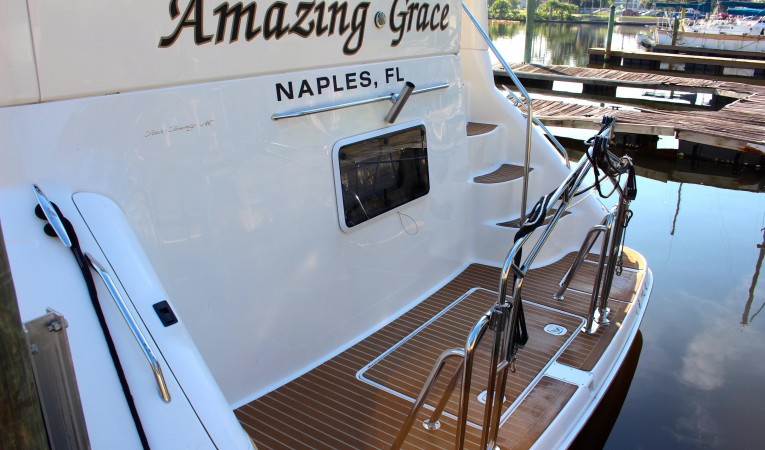 42 Sea Ray Davit System