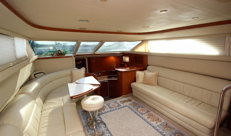 42 Sea Ray Salon 1