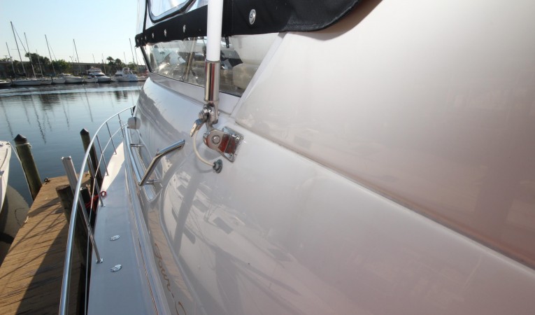 42 Sea Ray Port House Side