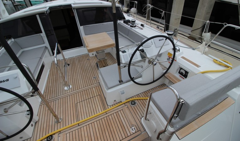 51 Beneteau 