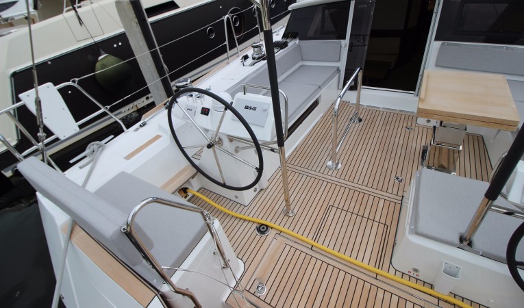 51 Beneteau 
