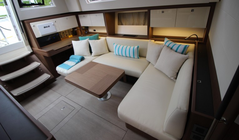 51 Beneteau 