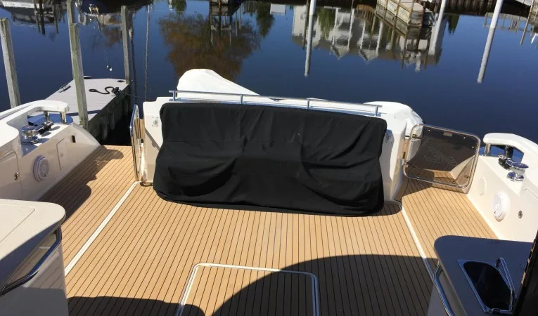 60 Sea Ray 
