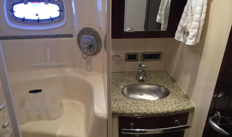60 Sea Ray 