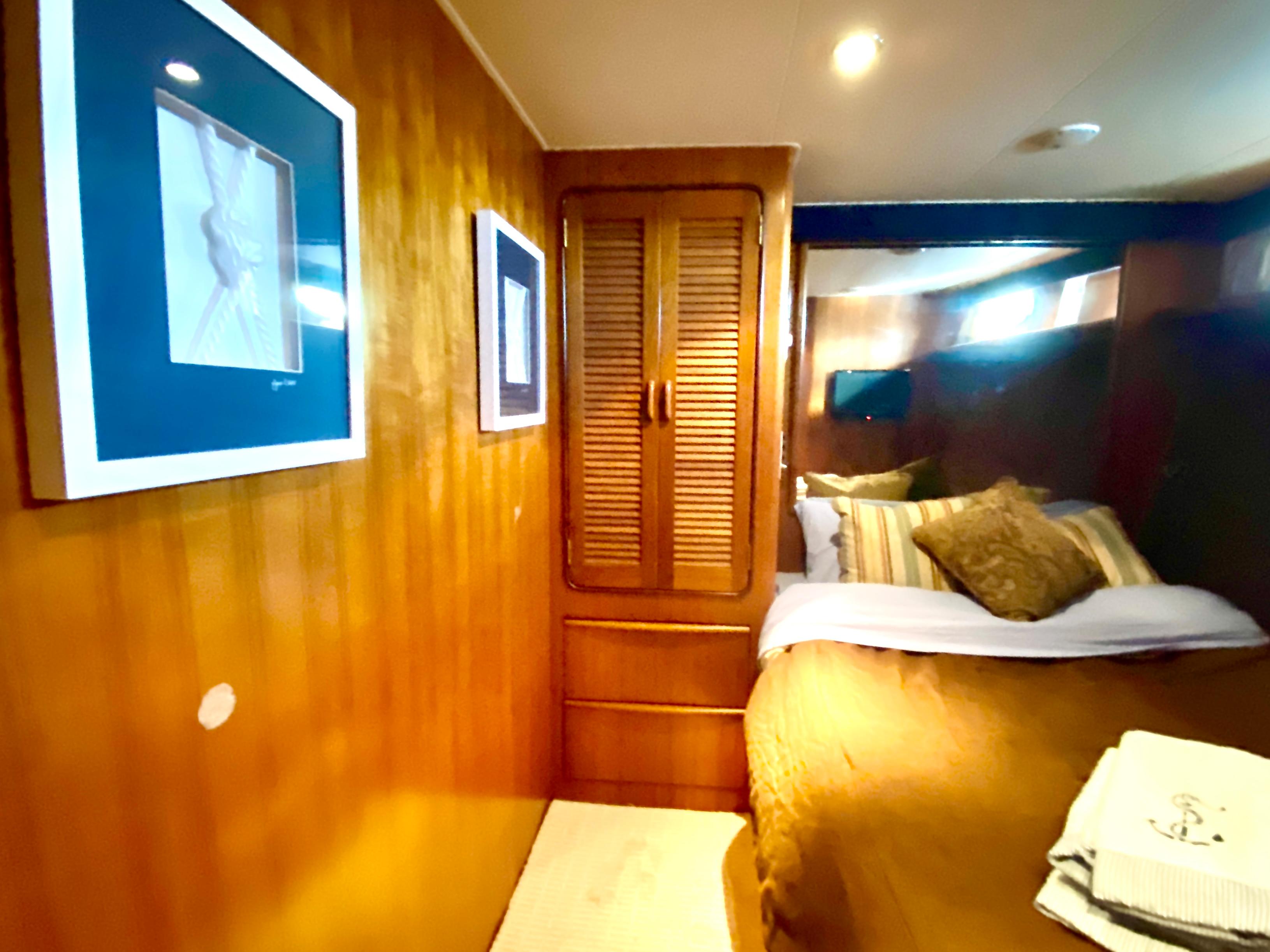 72 Viking 1990 Holland, Michigan Sold on 20210610 by Denison Yacht Sales