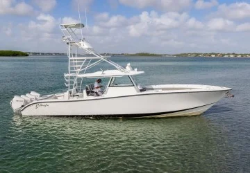 42' Yellowfin 2018