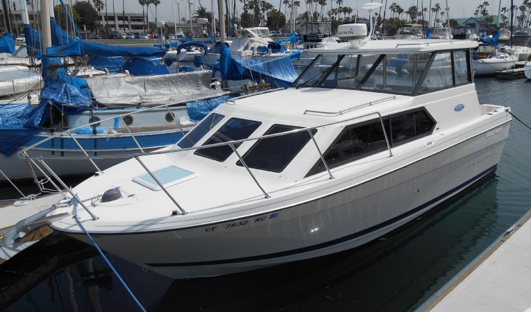 28 Bayliner Anakalia