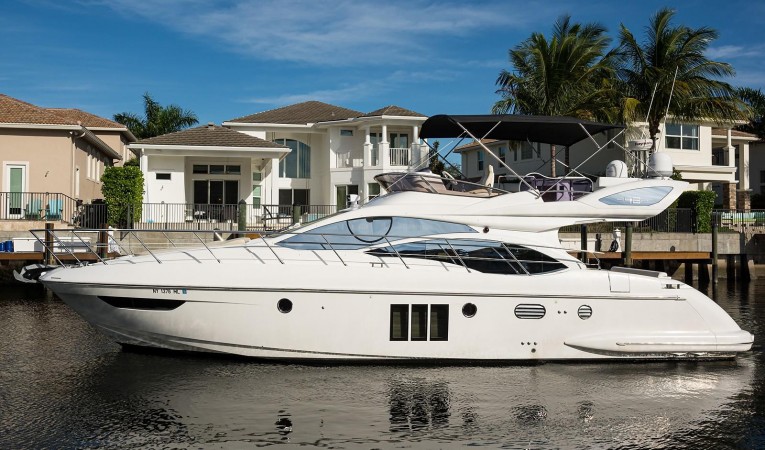 48 Azimut 