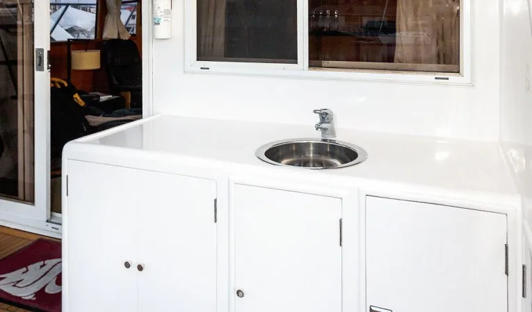 54 Ocean Alexander 