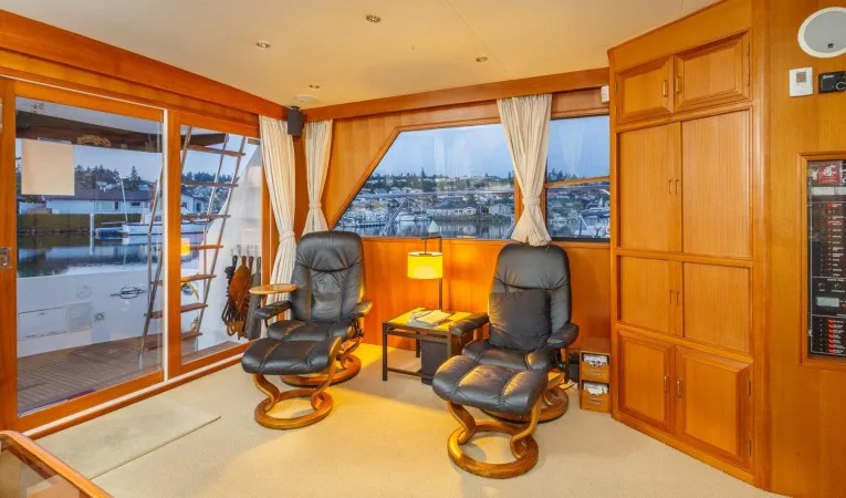 54 Ocean Alexander 