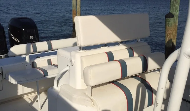 35 Island Runner Console Seating