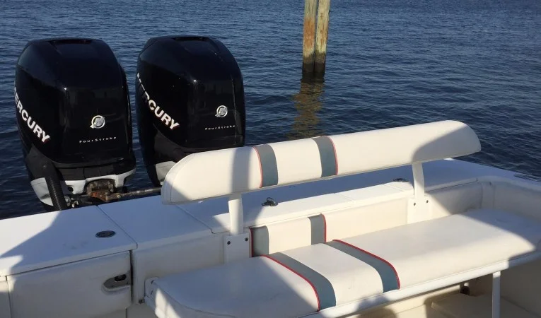 35 Island Runner Aft Seating