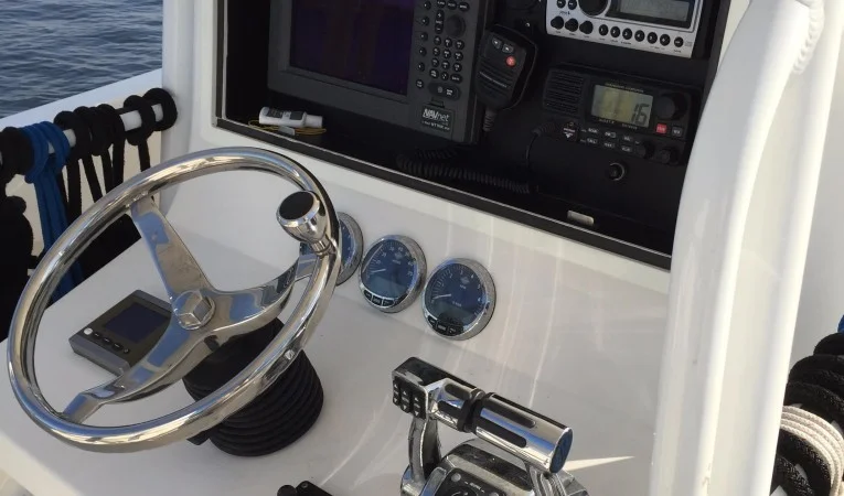 35 Island Runner Electronics