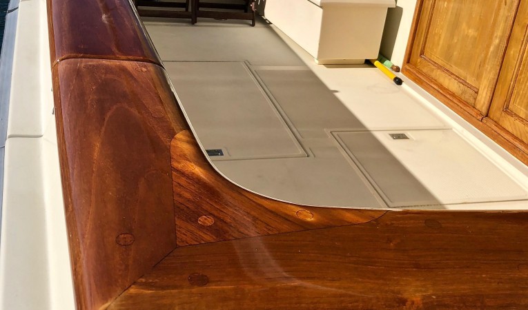 53 Tollycraft Varnished 06/2018