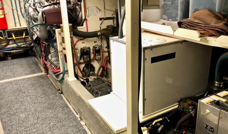 53 Tollycraft Starb. Side of Engine Room looking forward from Aft.