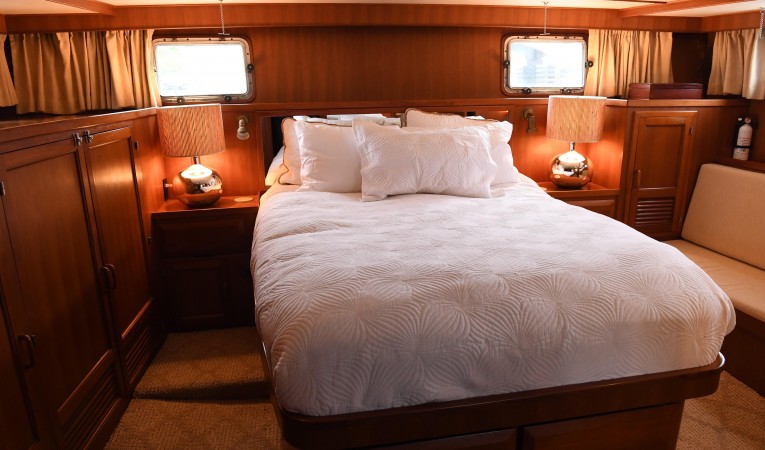 53 DeFever Master Stateroom