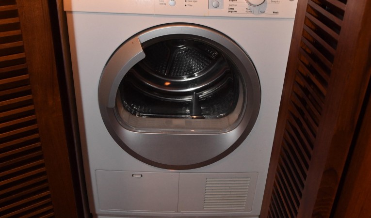 53 DeFever Washer/Dryer