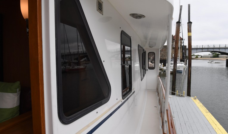 53 DeFever Side Deck