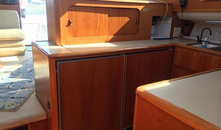 43 Tiara Galley