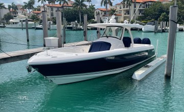 34 Intrepid 2020 Miami, Florida Sold on 2022-04-19 by Denison