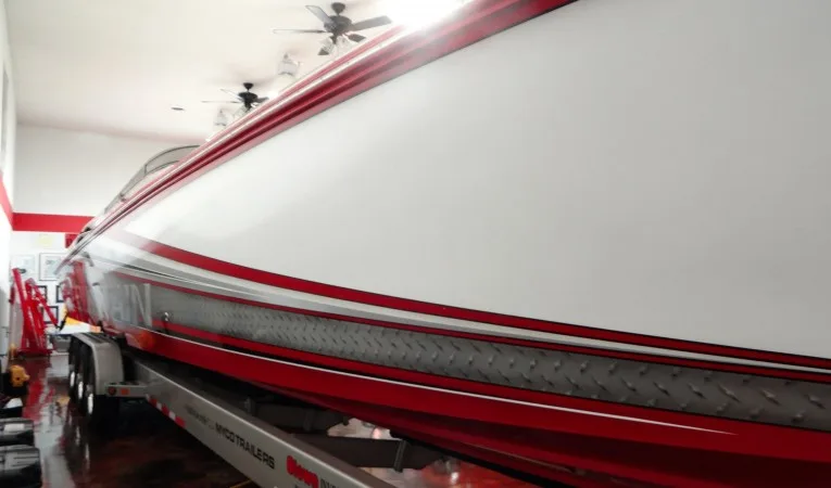 47 Fountain Starboard Hull