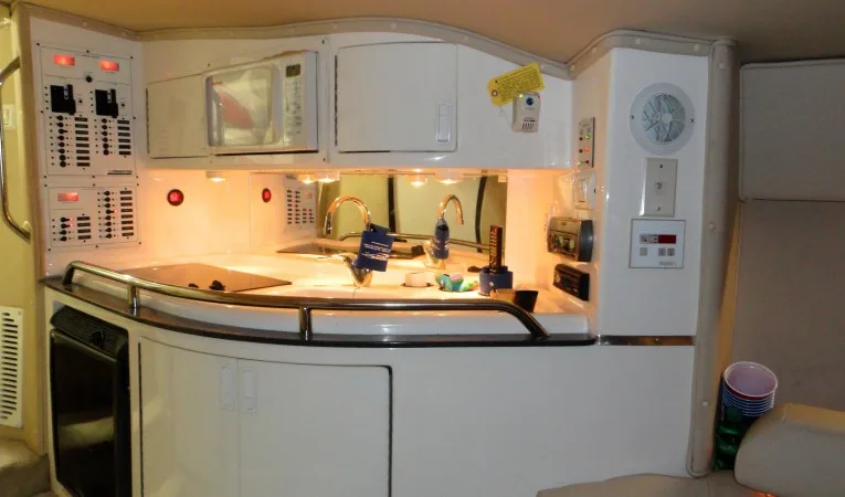 47 Fountain Galley 2