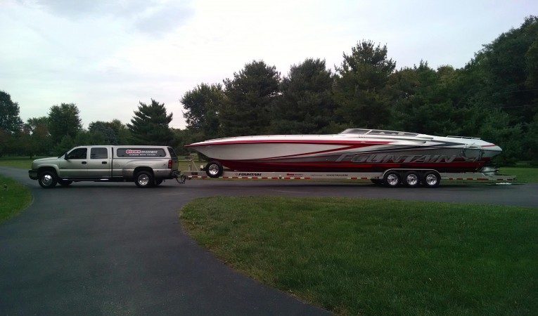 47 Fountain Boat and Trailer Profile