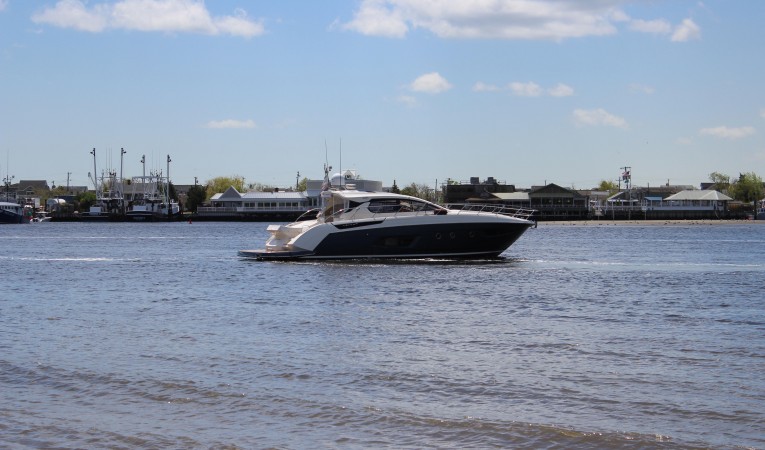 50 Azimut 