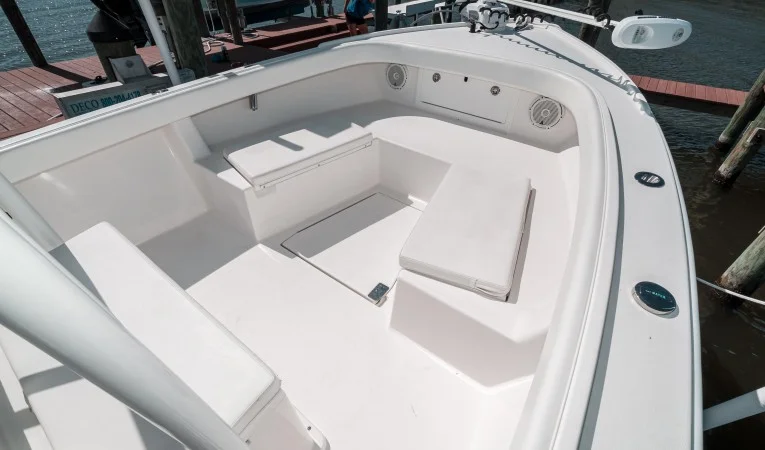 23 Albury Brothers Forward Seating