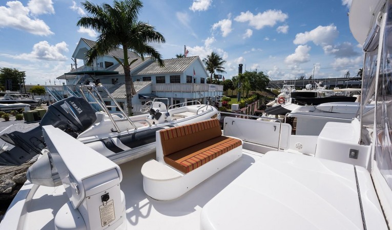 72 Hatteras Boat Deck to Port