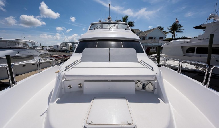 72 Hatteras Bow Sun Pad