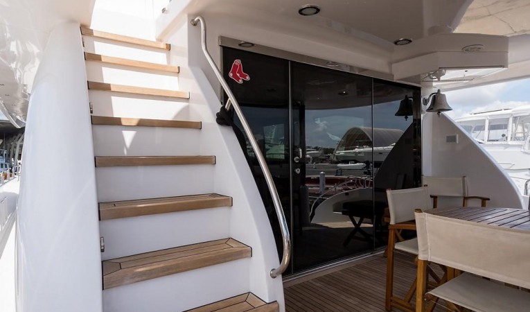 72 Hatteras Aft Deck Stairs