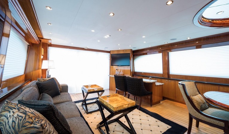 72 Hatteras Salon Aft to Port