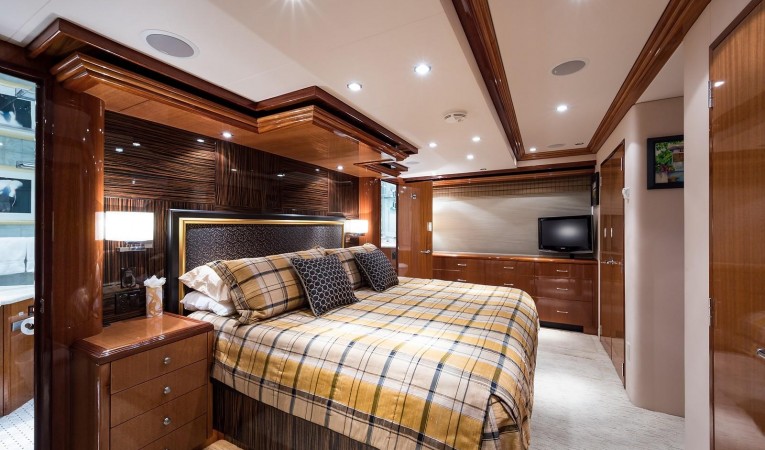 72 Hatteras Master Stateroom to Port