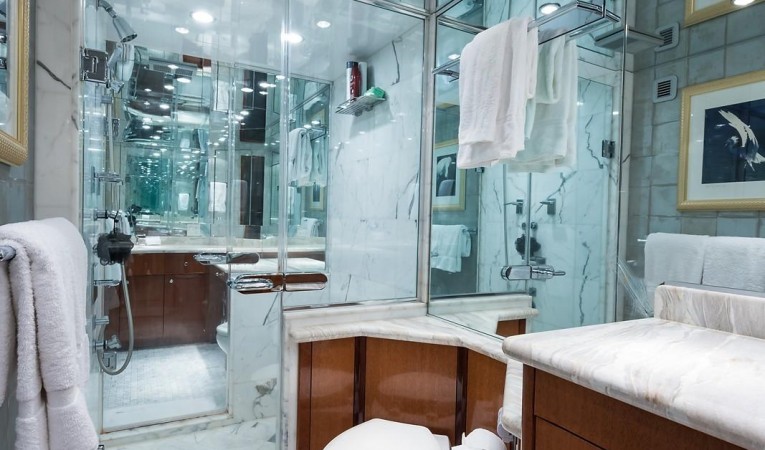 72 Hatteras Master Bath "His"