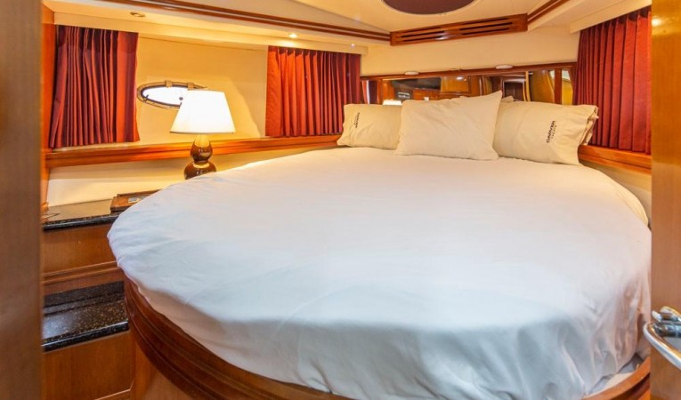 57 Carver VIP Stateroom