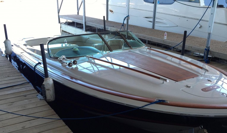 28 Chris-Craft 