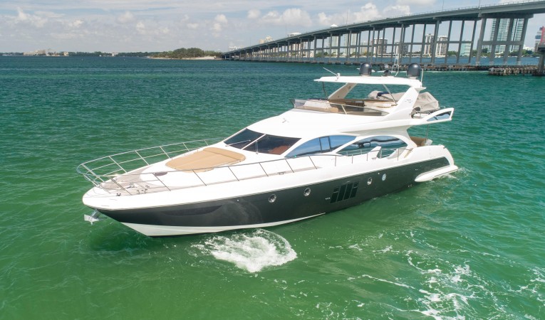 70 Azimut 
